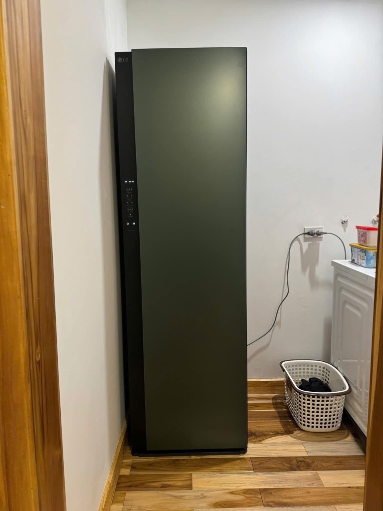 Tủ chăm sóc quần áo thông minh LG Styler SC5MNR4G