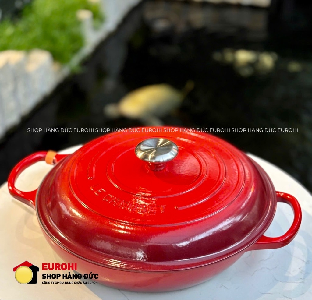 Chảo gang Le Creuset Signature Braiser  30cm màu đỏ 3.5L ( 21180 30 06 02430)