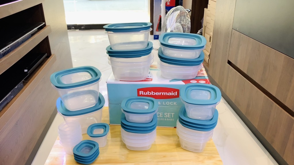 Bộ hộp đựng thực phẩm Rubbermaid nắp xanh 42 chi tiết