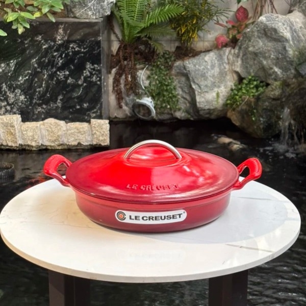 Chảo gang Le Creuset Modern Heritage 28cm 2.9L màu đỏ (21701 28 060 2430)