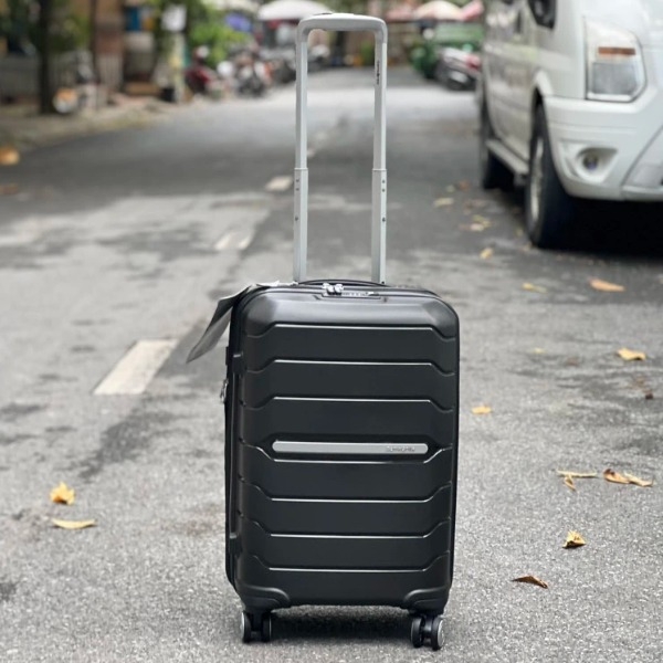 Vali Samsonite Freeform 55/20 Black màu đen size cabin
