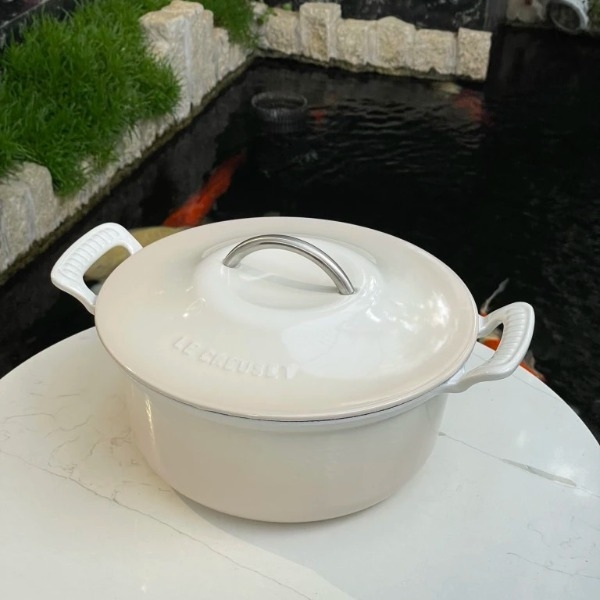 Nồi gang Le Creuset Modern Heritage 26cm 4.6L màu kem (21700 26 716 4430)