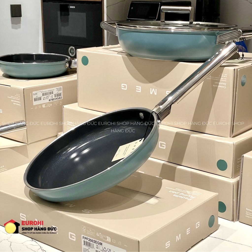 Chảo rán SMEG FPF2402EGM 24cm màu xanh ngọc
