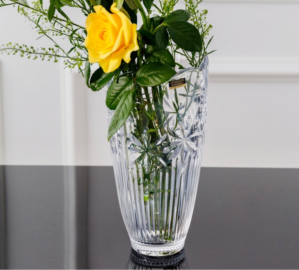 Lọ bom pha lê Bohemia hoa thị 25cm