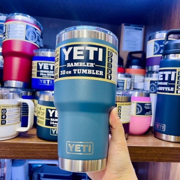 Cốc giữ nhiệt Yeti Tumbler 30oz màu xanh dương