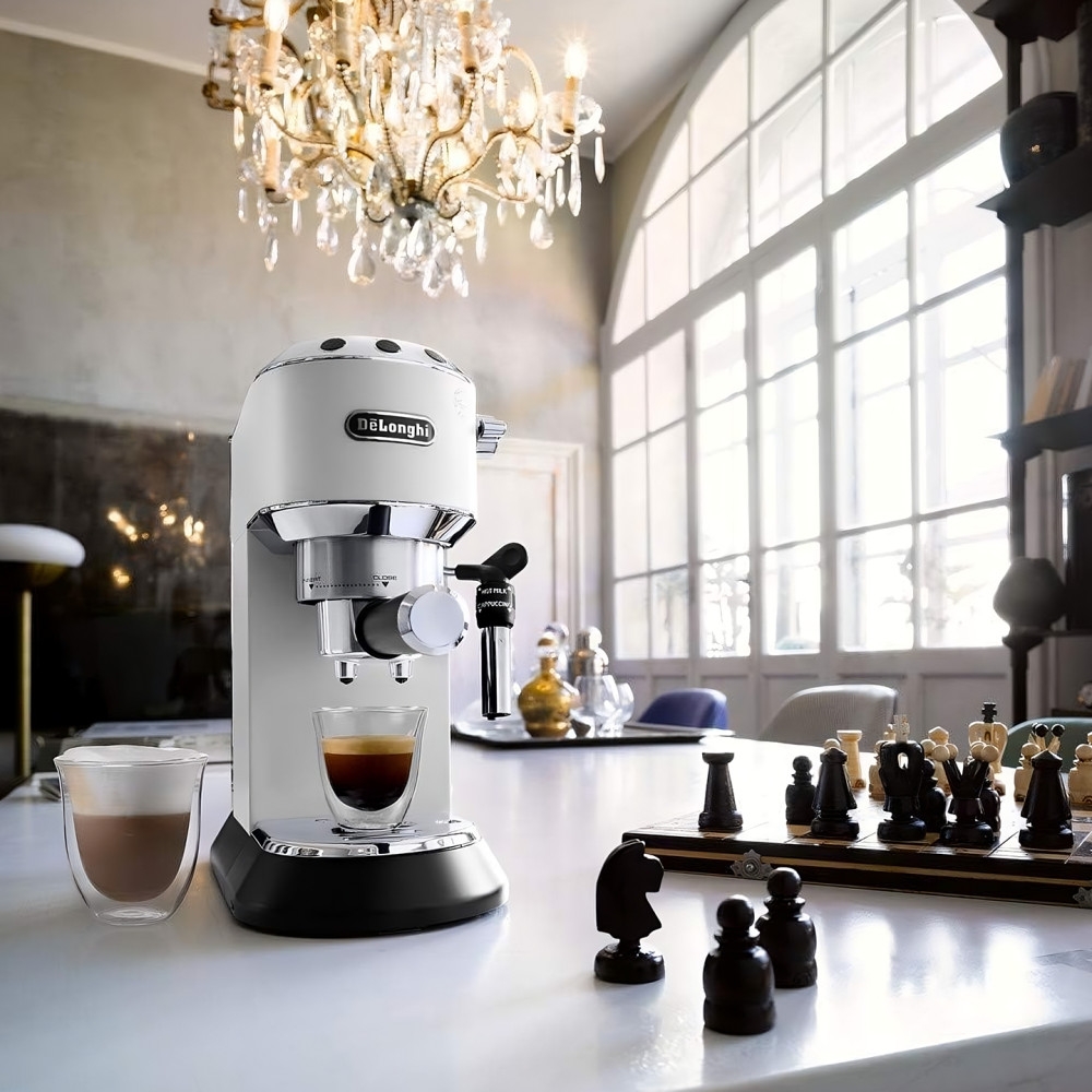 Máy pha cafe Delonghi Dedica EC685.W màu trắng (06328)