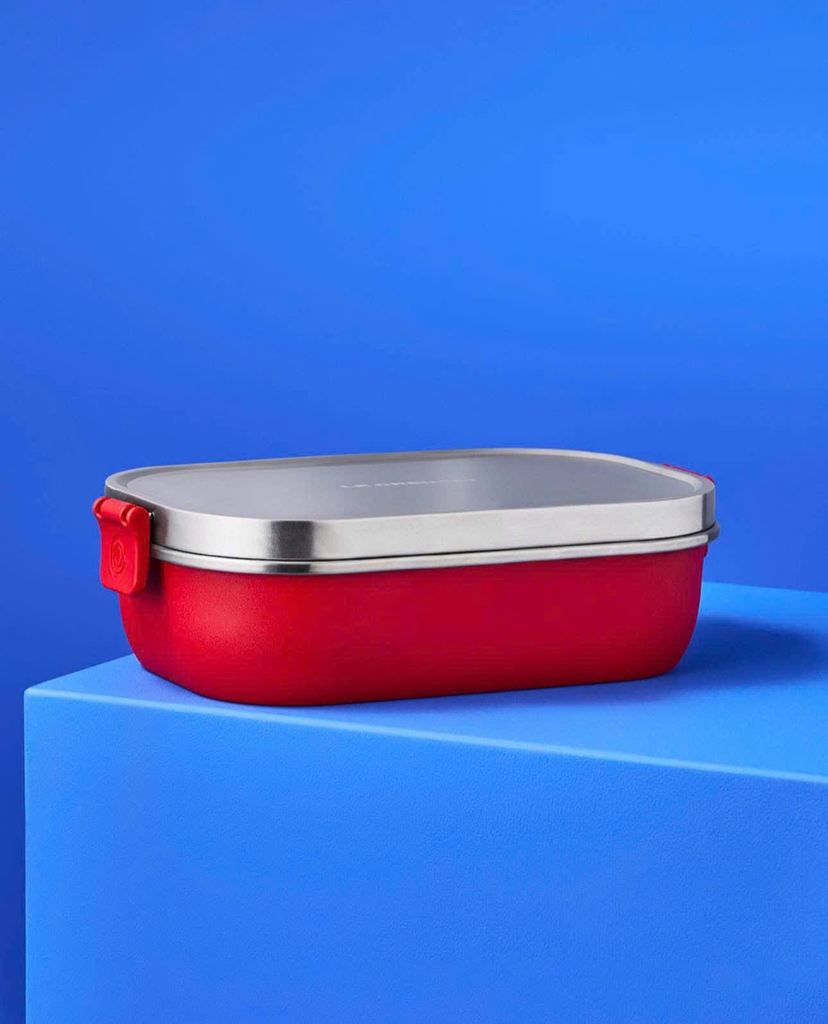 Hộp đựng thực phẩm Le Creuset On The Go 900ml màu đỏ 21,8*15,3*6,4cm (41069220600001)