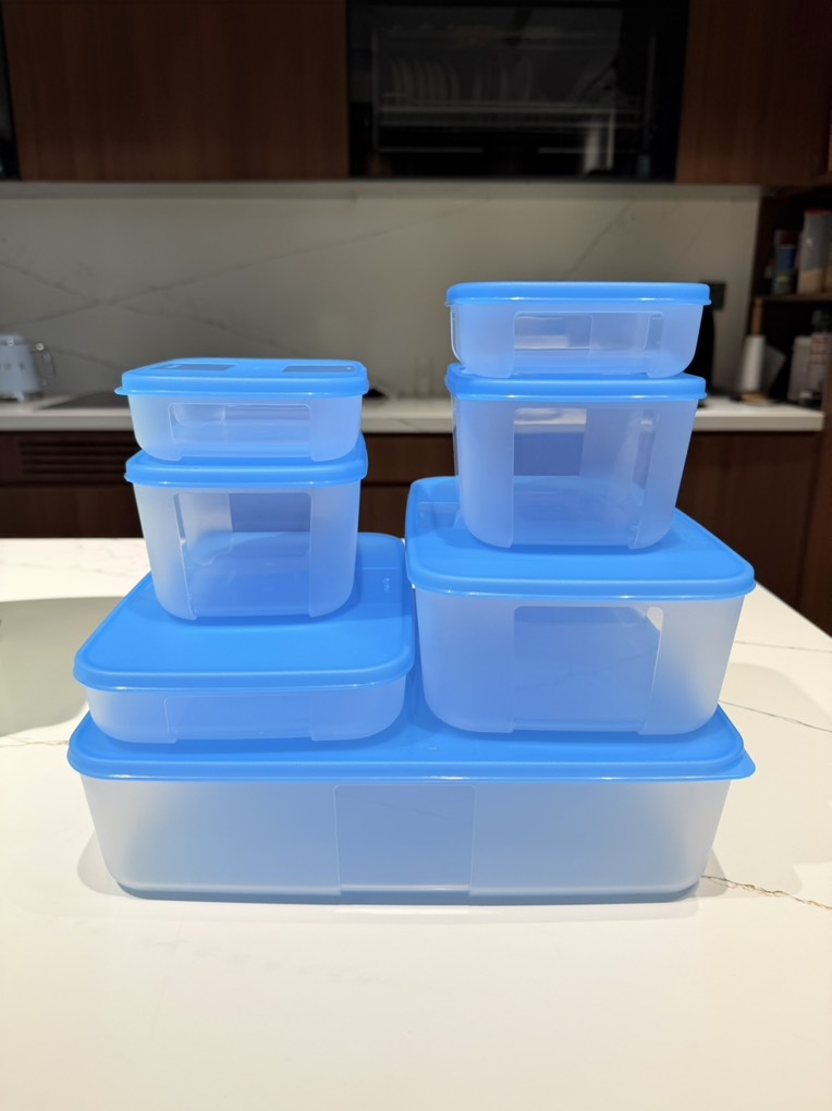 Bộ 7 hộp đựng thực phẩm Tupperware trữ đông Mega Square Round (Tách bộ 13 hộp mã 11180381 - nắp xanh dương)