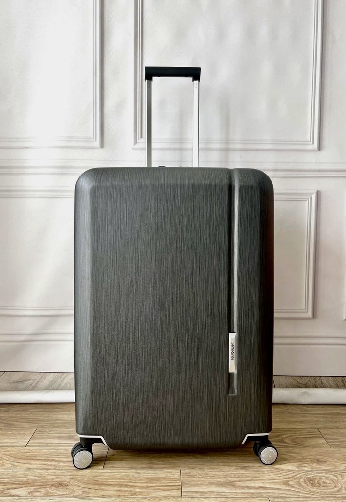 Vali Samsonite Novaire Spinner 75/28 Black màu đen size L