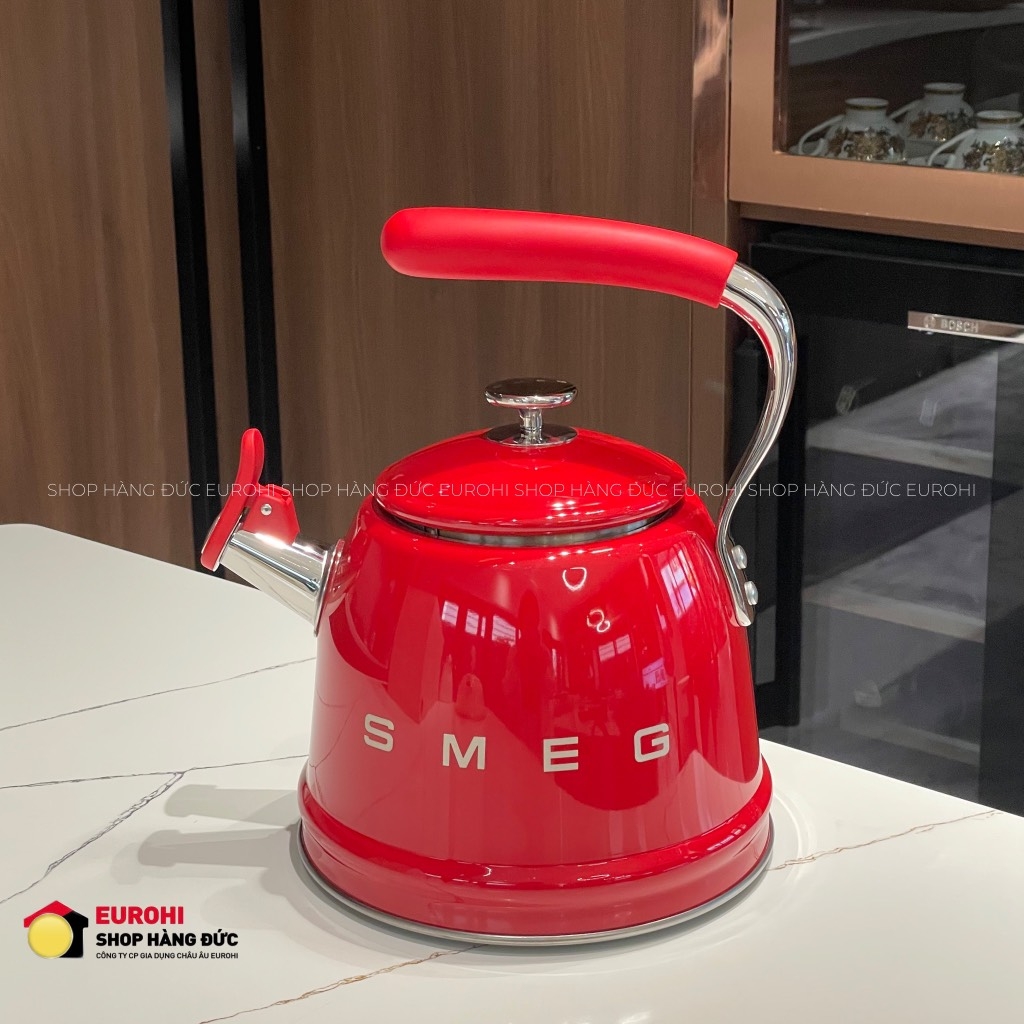 Ấm đun bếp từ Smeg WKF01RD 2.3L màu đỏ