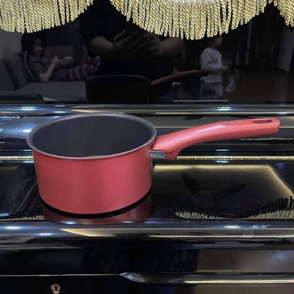 Quánh chống dính Tefal Character màu đỏ 16cm