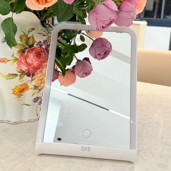 Gương trang điểm EKO EK5218R-WH IMIRA FOLDABLE LED MIRROR