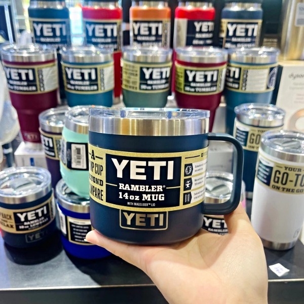 Cốc giữ nhiệt Yeti Rambler 14oz 414ml có quai màu xanh navy