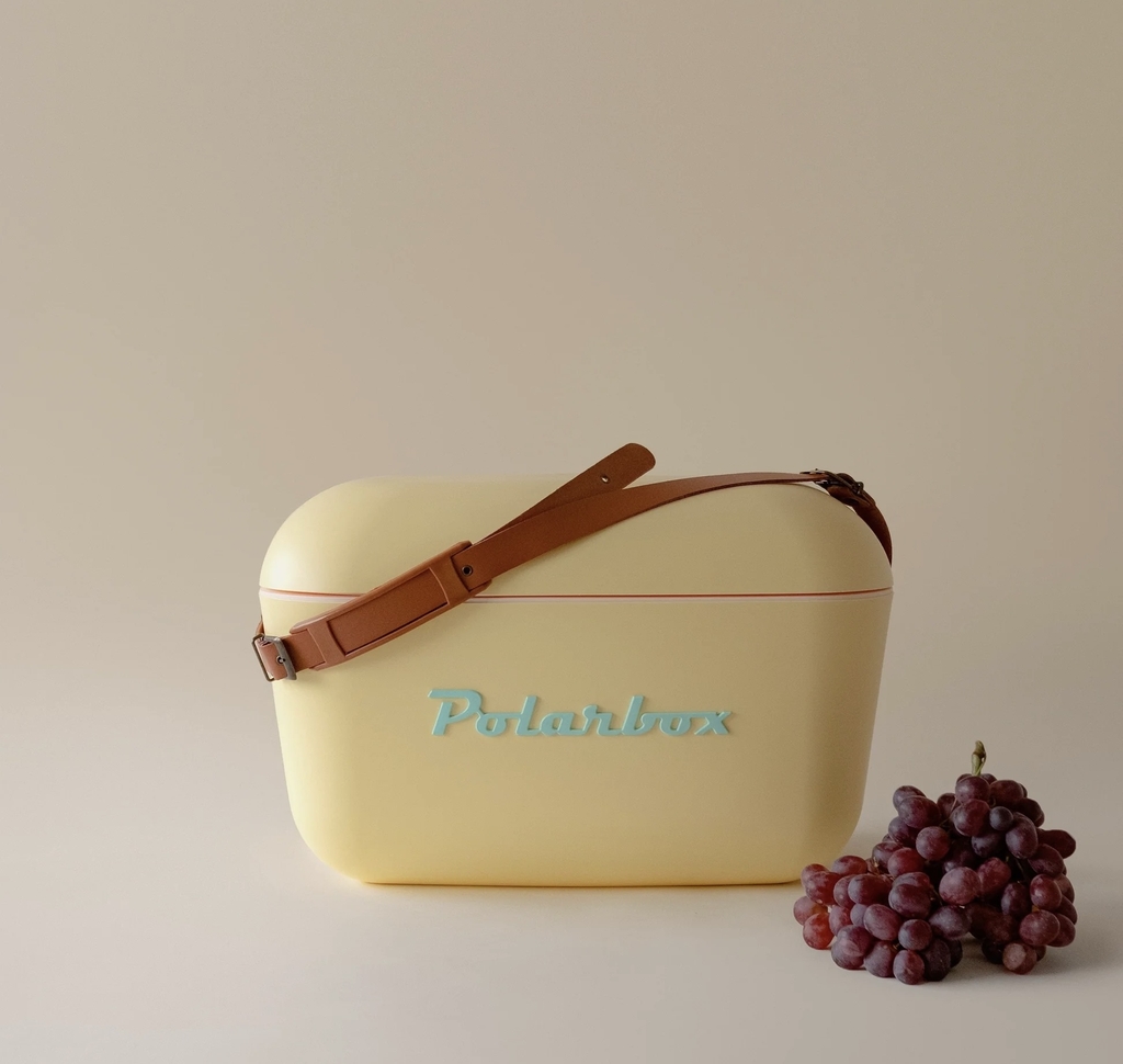 Hộp giữ nhiệt Polarbox 20L màu vàng