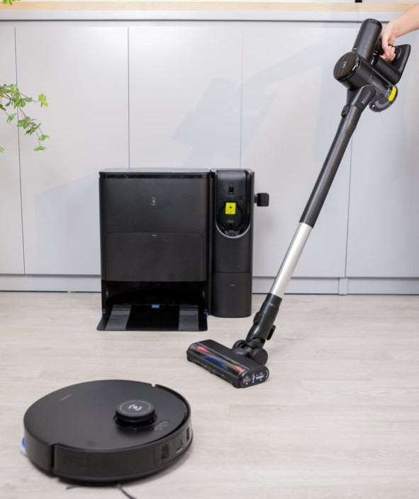 Robot hút bụi lau nhà và Máy hút bụi cầm tay Ecovacs Deebot T30s Combo