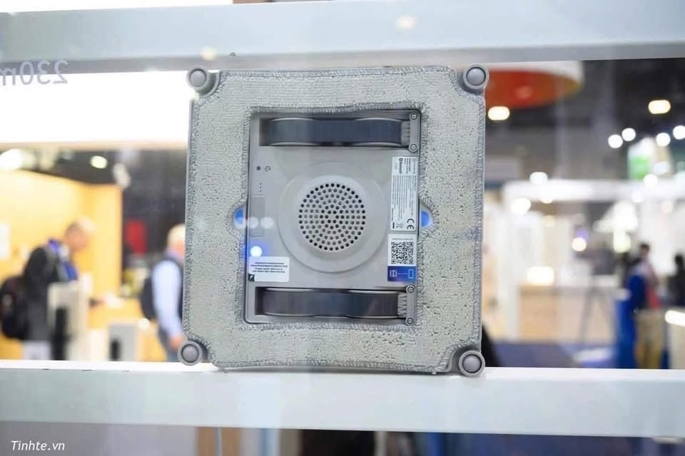 Robot lau kính Ecovacs Winbot Mini 2 (Quà tặng)