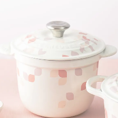 Nồi gang Le Creuset Rice Pot Petal 18cm 2L (21110 18 84 10460)