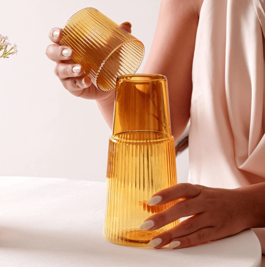 Bình nước Pha lê IVV Narciso kèm nắp 600ml màu hổ phách (WB/IT/IVV/8798.1/600/AB)
