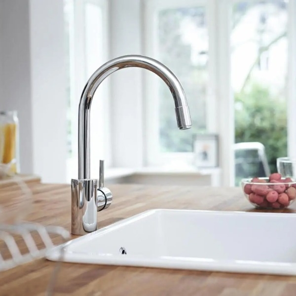 Vòi rửa bát Grohe Concetto 32663003 (có dây rút)