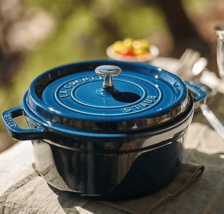Nồi gang Staub Lamer 24cm 3.8L màu xanh cổ vịt (1102437)