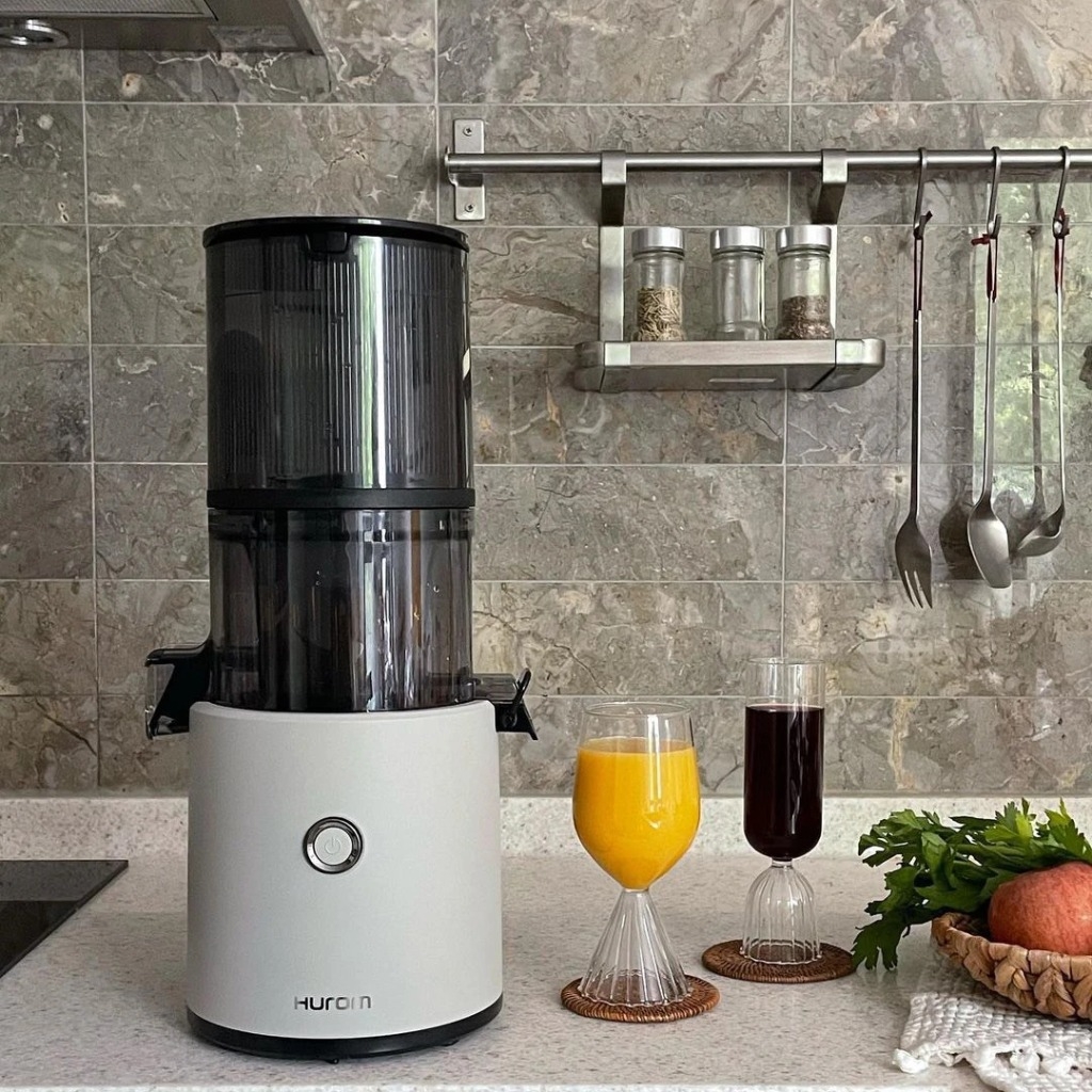 Máy ép chậm Hurom H300 (màu Beige)