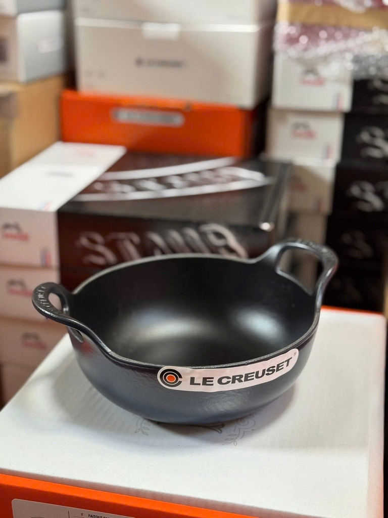 Chảo sâu lòng Le Creuset Balti 20cm 1.8L màu xanh navy (20142 20 52 10460)