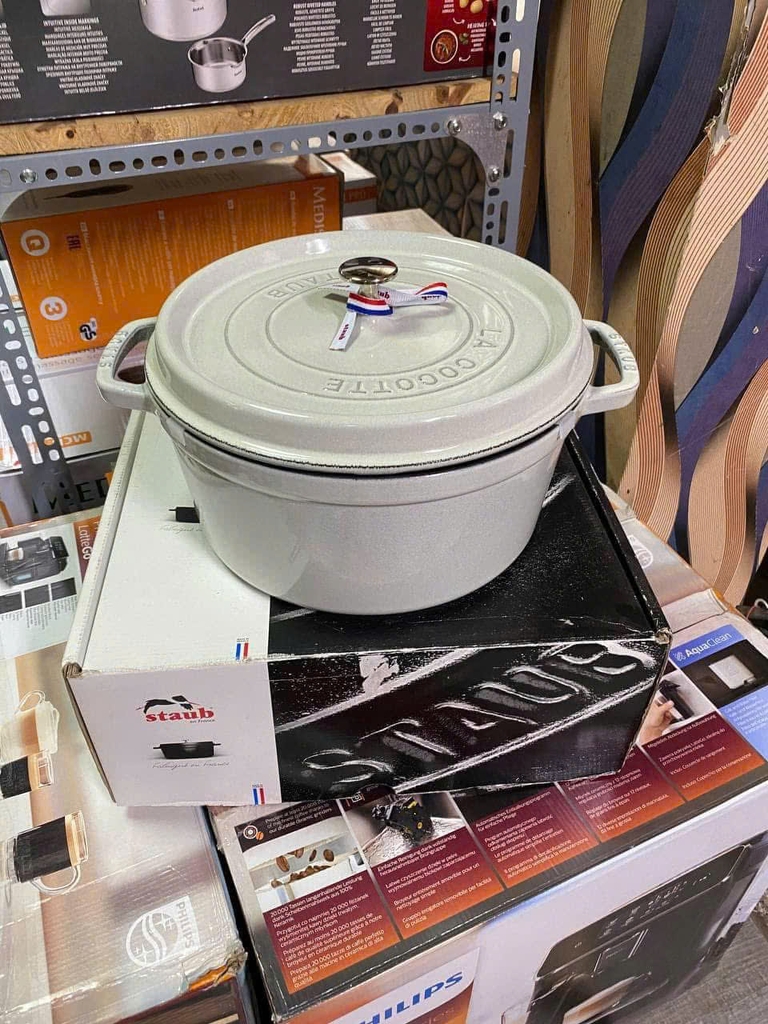 Nồi gang Staub Cocotte truffle 26cm 5.2L (11026107)