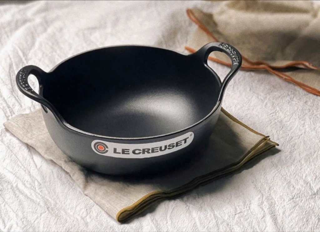 Chảo sâu lòng Le Creuset Balti 20cm 1.8L màu đen (20142 20 00 00460)
