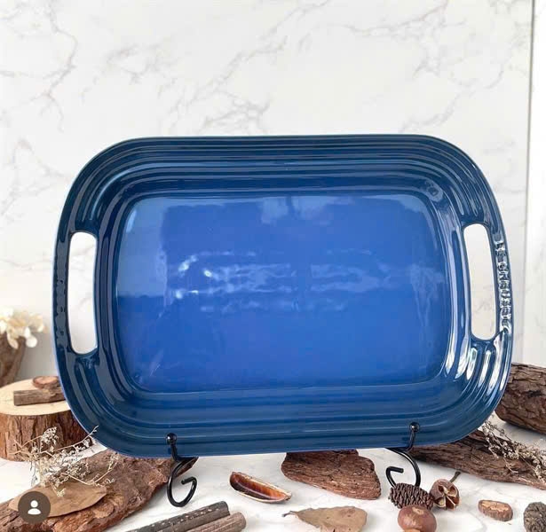 Đĩa BBQ Le Creuset Marseille blue 31 x 22cm màu xanh đậm (91019131310070)