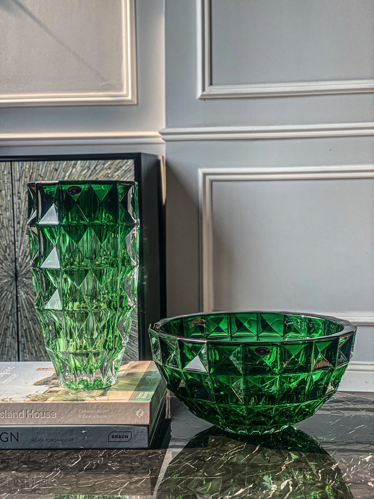 Lọ hoa pha lê kim cương Bohemia 28cm màu xanh lá Ombre (V/8KG31/72134/280/GO)