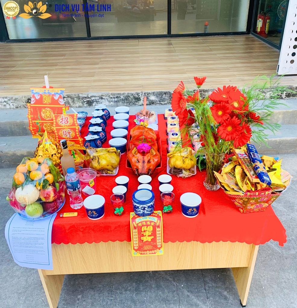 Mâm cúng khai trương cao cấp có heo quay tại Phú Thuận Mâm cúng khai trương tại Phường Phú Thuận: Giữ 5 điểm neo để mở cửa gọn, đủ lễ và dễ đón khách