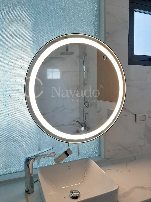 Gương phòng tắm đèn led NAV1011C
