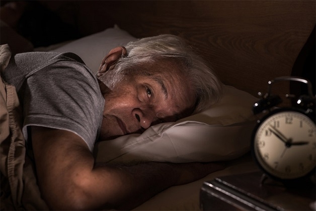 Những lý do khiến người già mất ngủ