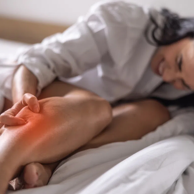 Làm gì khi bị chuột rút?