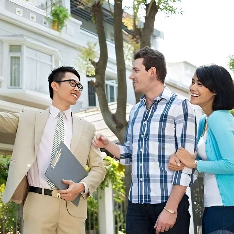 Tuổi 40 cá tính, quyến rũ và đầy năng lượng