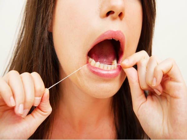 Vệ sinh răng miệng kém có thể gây ra ung thư phổi, ung thư đại tràng