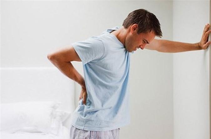 Són tiểu ở nam giới, phòng ngừa có khó?