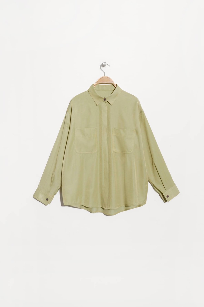 Những kiểu áo sơ mi nữ đẹp nhất 7 Áo sơ mi oversize