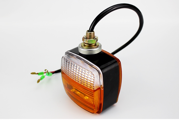 Đèn xi nhan hai bên