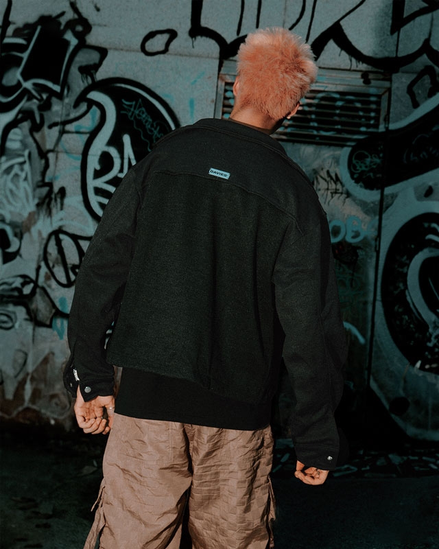 D32-AK7 Jacket Elite
