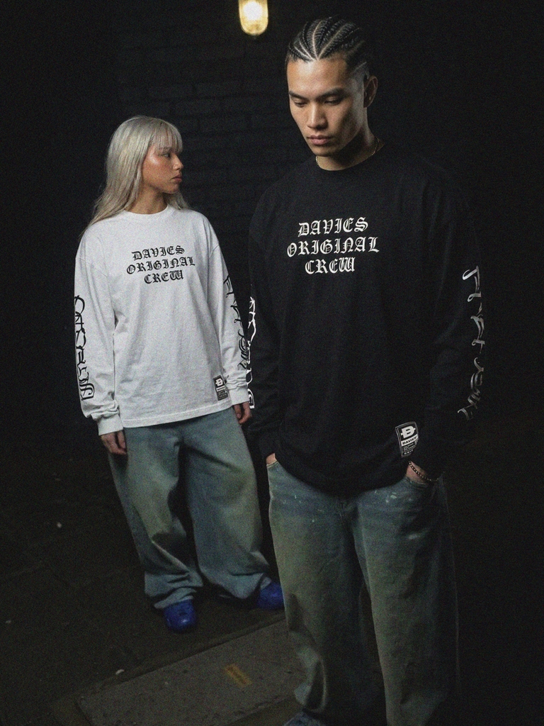 DSW Vesper Runes Regular Long Sleeve Tee - Trắng
