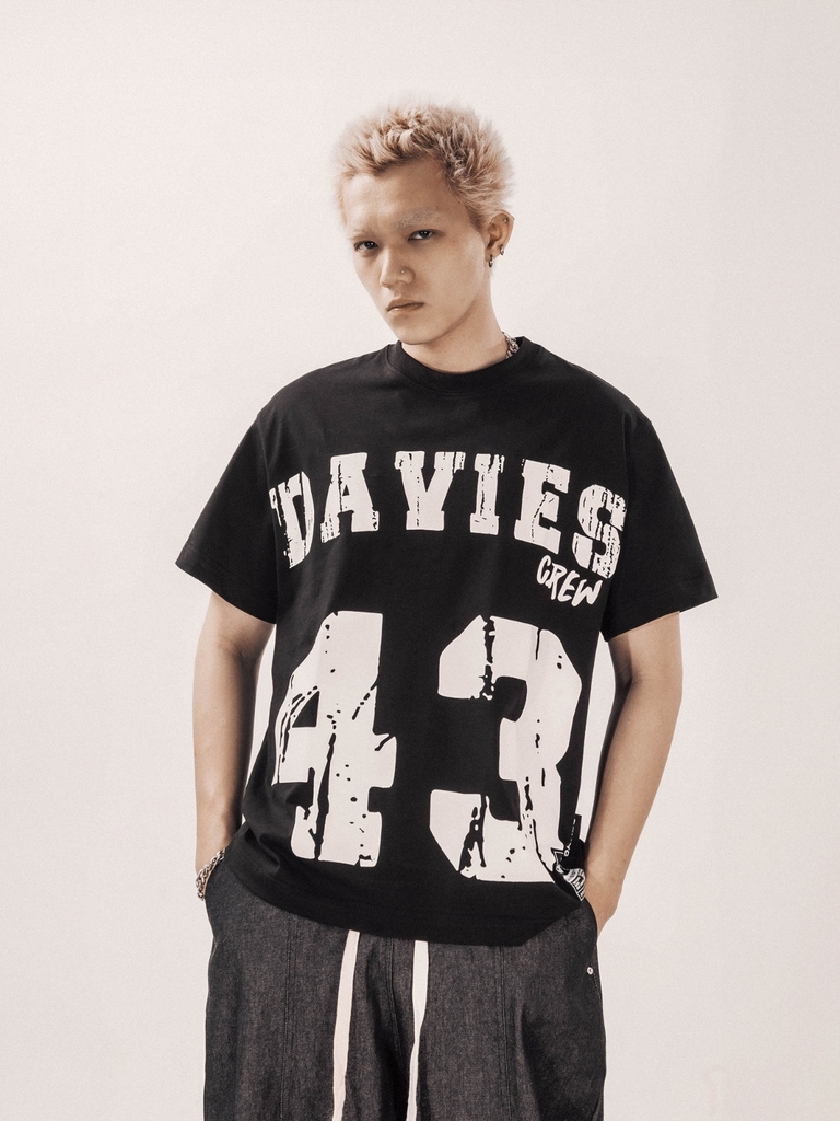 DSW 43 Jerseys Tee