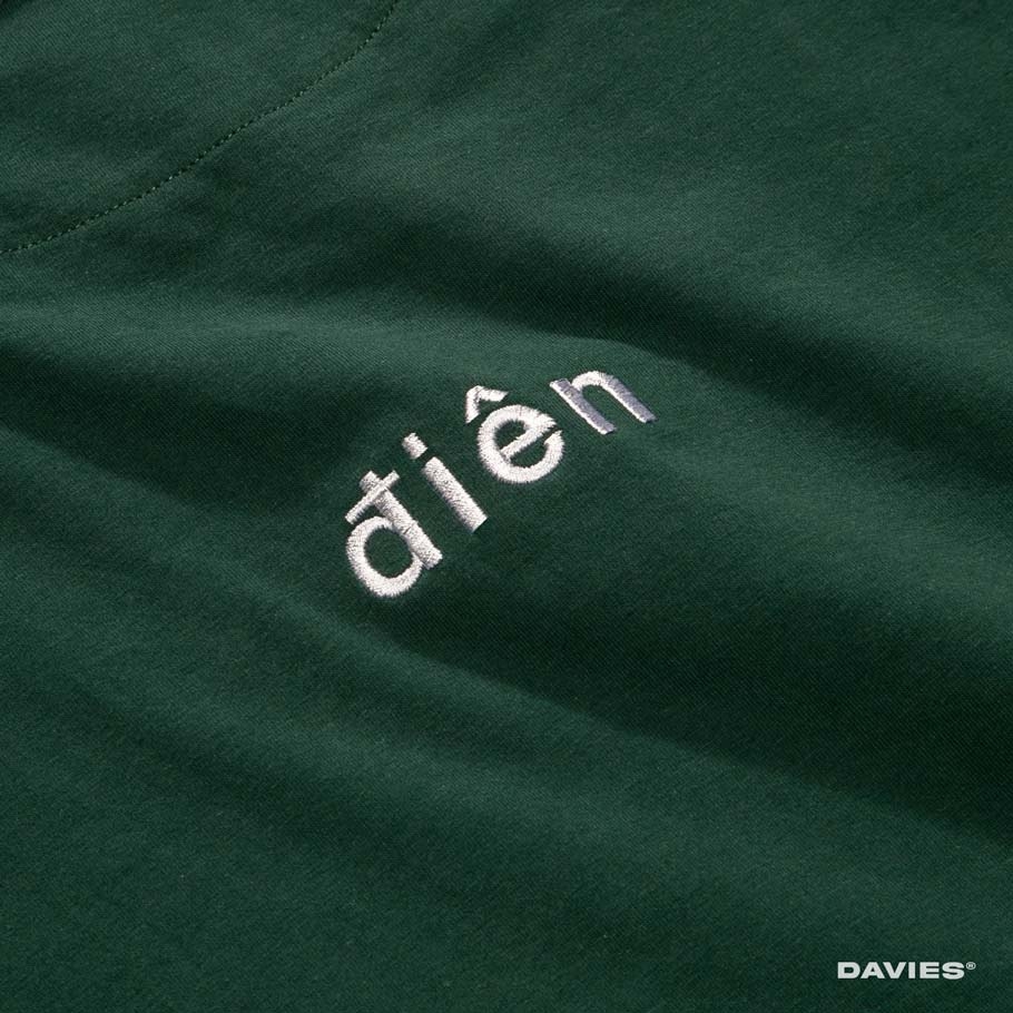 DSW Tee Điên