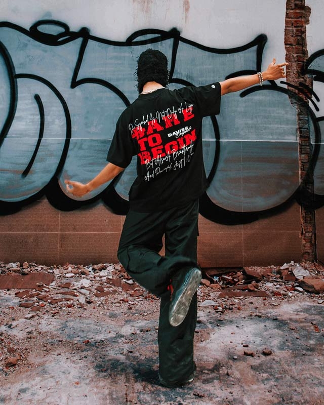 DSW Tee Unbound