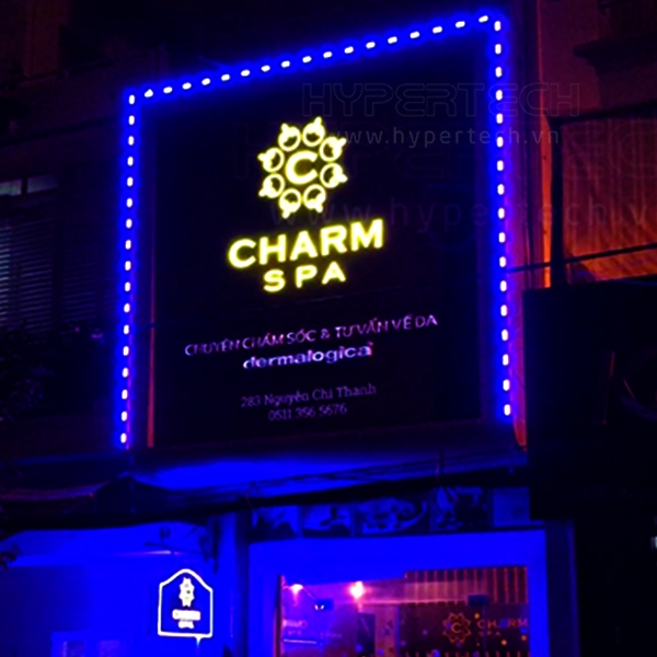 Bảng hiệu mặt tiền Charm Spa