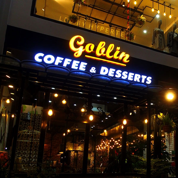 Bộ chữ quảng cáo Goblin Coffee & Desserts