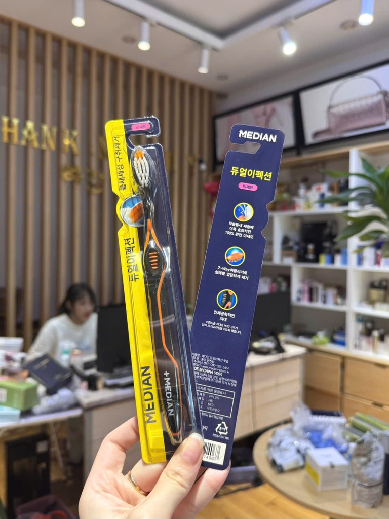 Bàn chải đánh răng Median lông tơ siêu mịn, mềm mại cho răng nhạy cảm