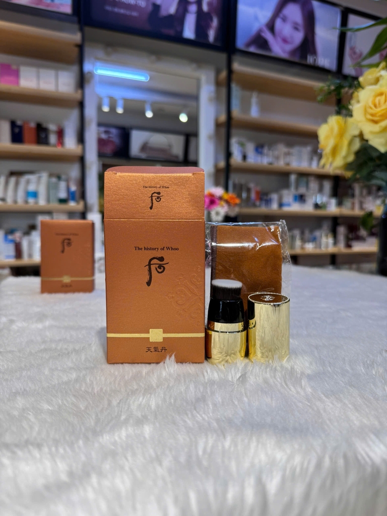Cọ Tán Kem Nền The History Of Whoo Cheongidan Radiant Essence Cuishion Pouch