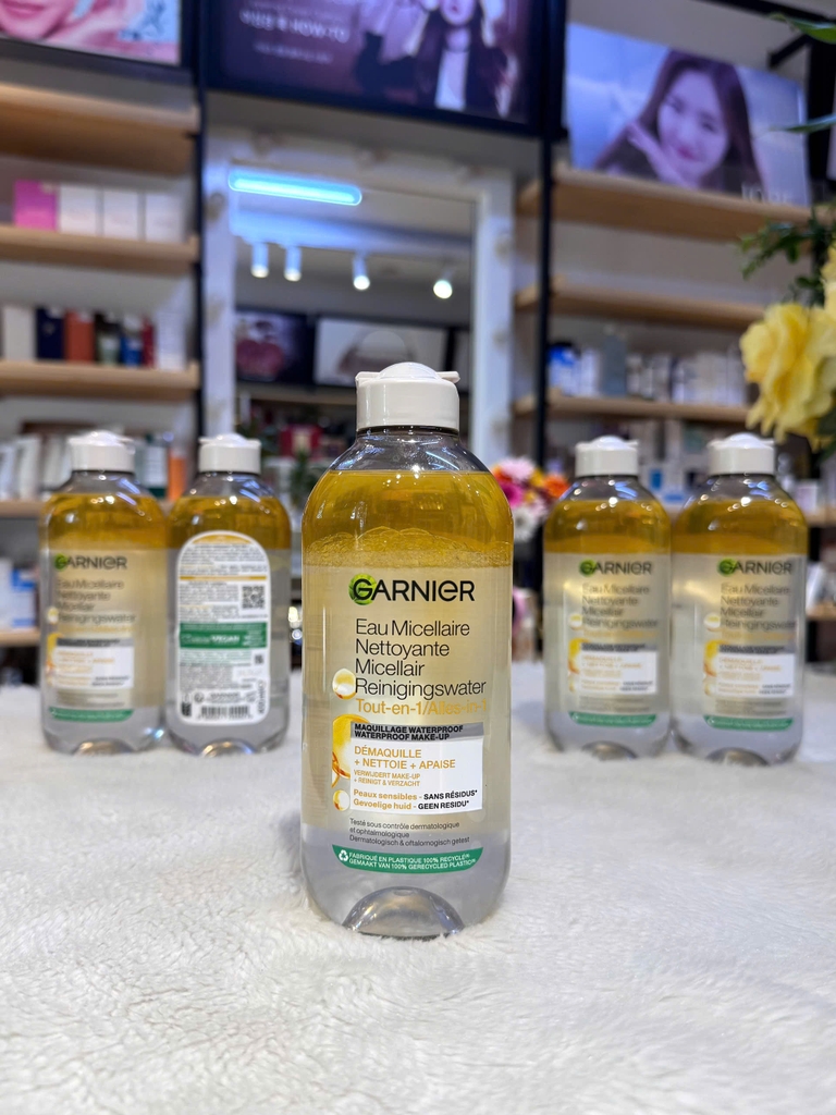 Nước Tẩy Trang Garnier Skin Active Micellar Cleansing Water 400ml