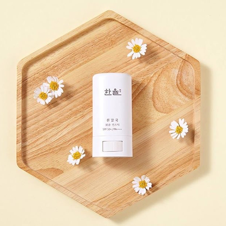 Kem chống nắng Hanyul White Chrysanthemum matte sunscreen stick spf 50+/pa++++